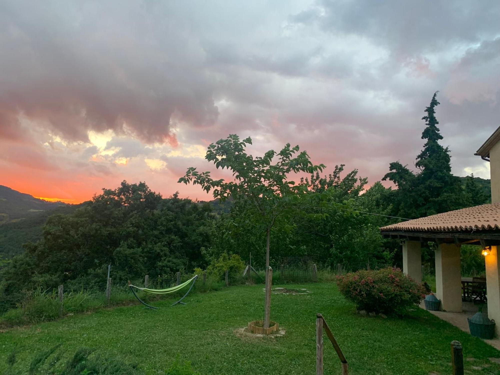 Agriturismo Il Covo Del Solengo Valtopina Exterior foto